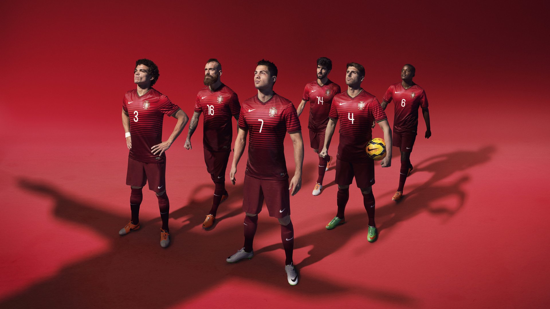 国王对阵独行侠，詹姆斯成为胜负手，一场跨越时代的加冕礼